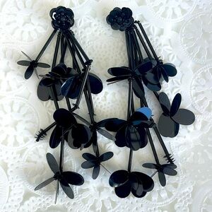 Vintage fashion dangling sequins earrings